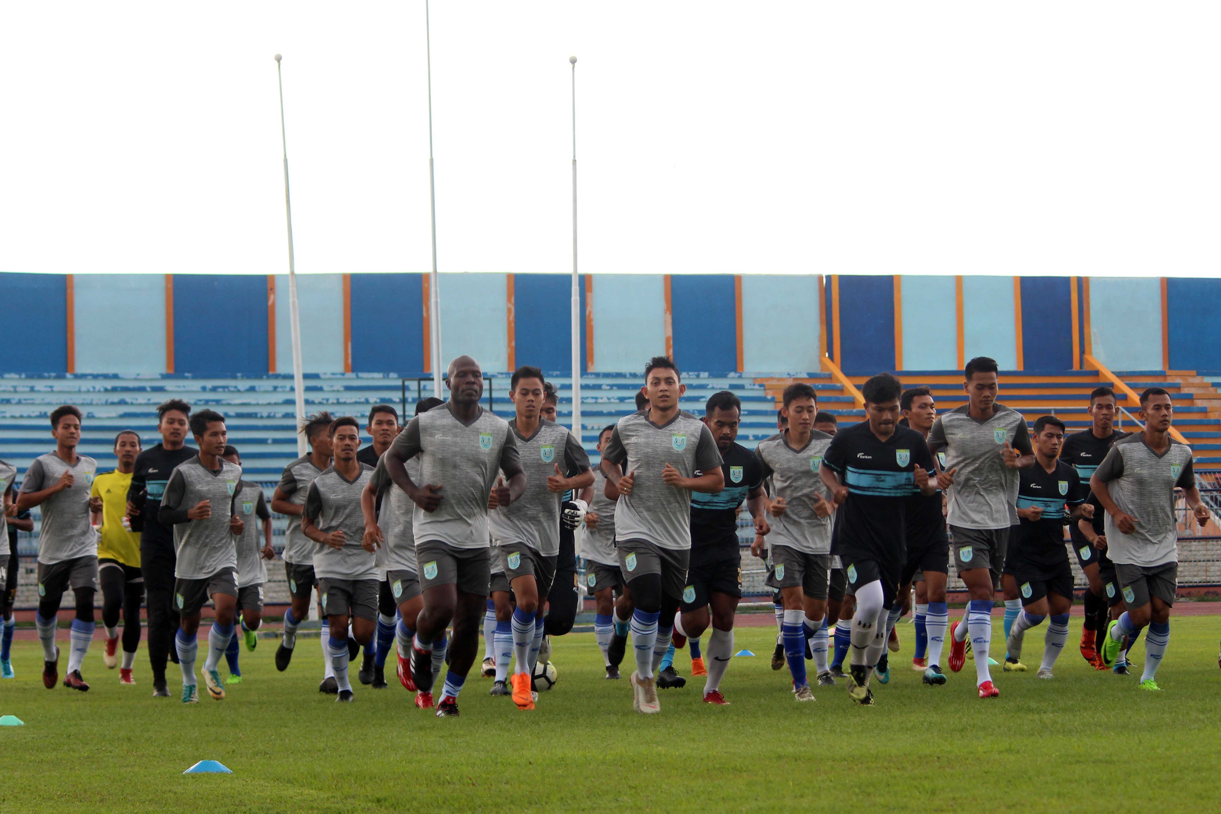 Seleksi Persela Lamongan Laris Manis Diserbu Peminat